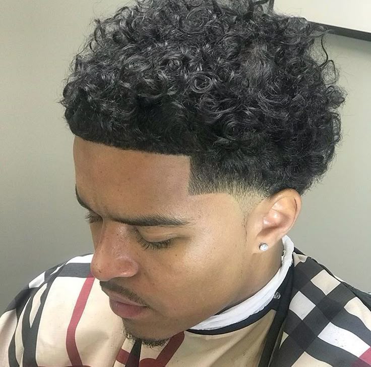 Pin by kingjames on Curly hair styles | Fade haircut curly hair, Curly hair  men, Edgars haircut